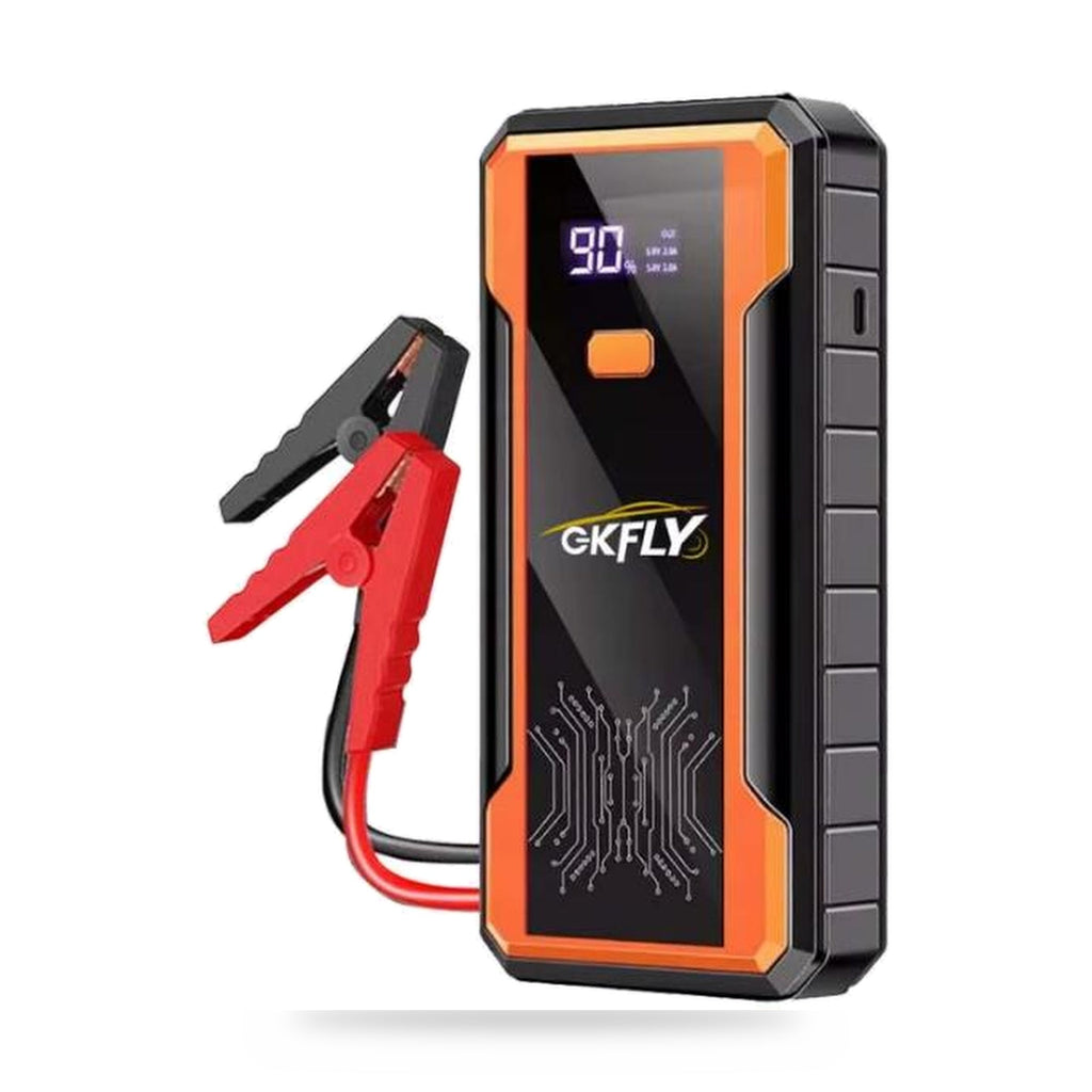 Booster de démarrage GKFLY orange vu de face avec ses pinces, sur fond blanc